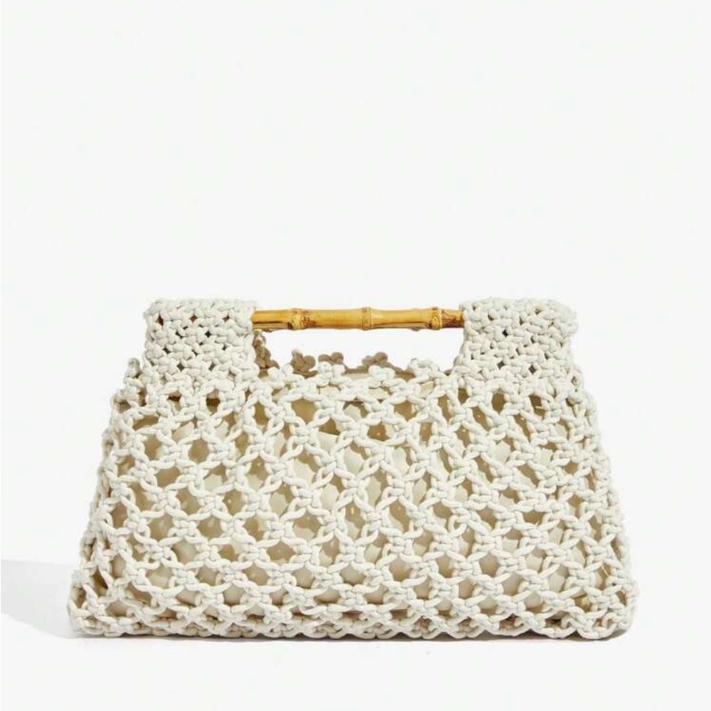 Elegant Cream Woven Handbag - Picture 3 of 7